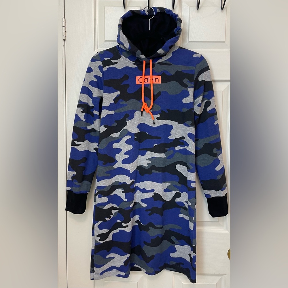 NWOT Calvin Klein Blue, Black and Gray Camo Hoodie Dress. Sporty & Bold!
